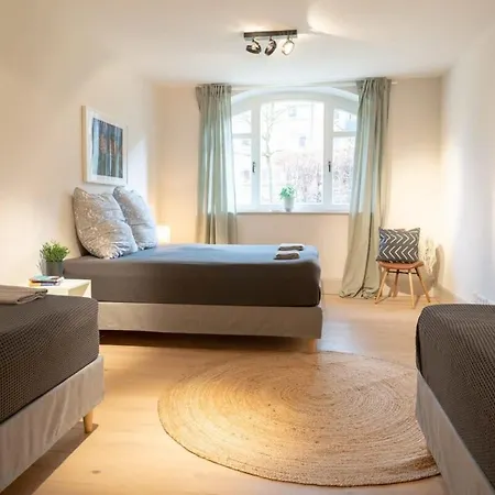 Spacious 3-Bedroom Apartment Near Eilbekpark Hamburg-Harburg Buitenkant foto